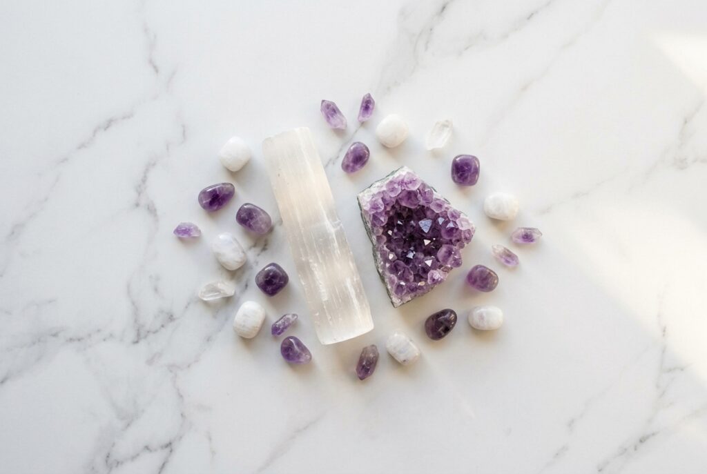 Selenite vs amethyste purification - illustration